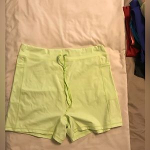 American Eagle biker shorts